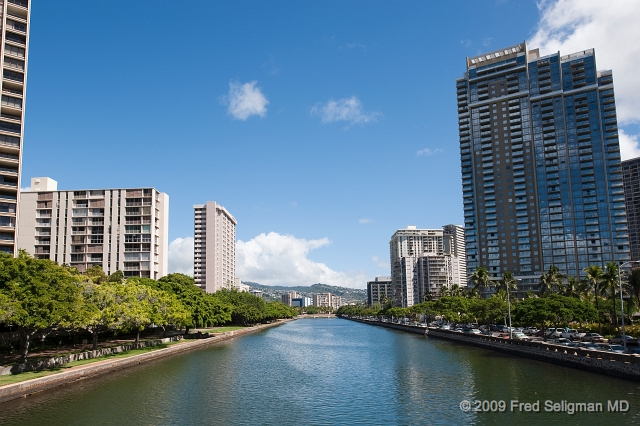 20091030_123451 D3.jpg - High rise buildings, Waikiki